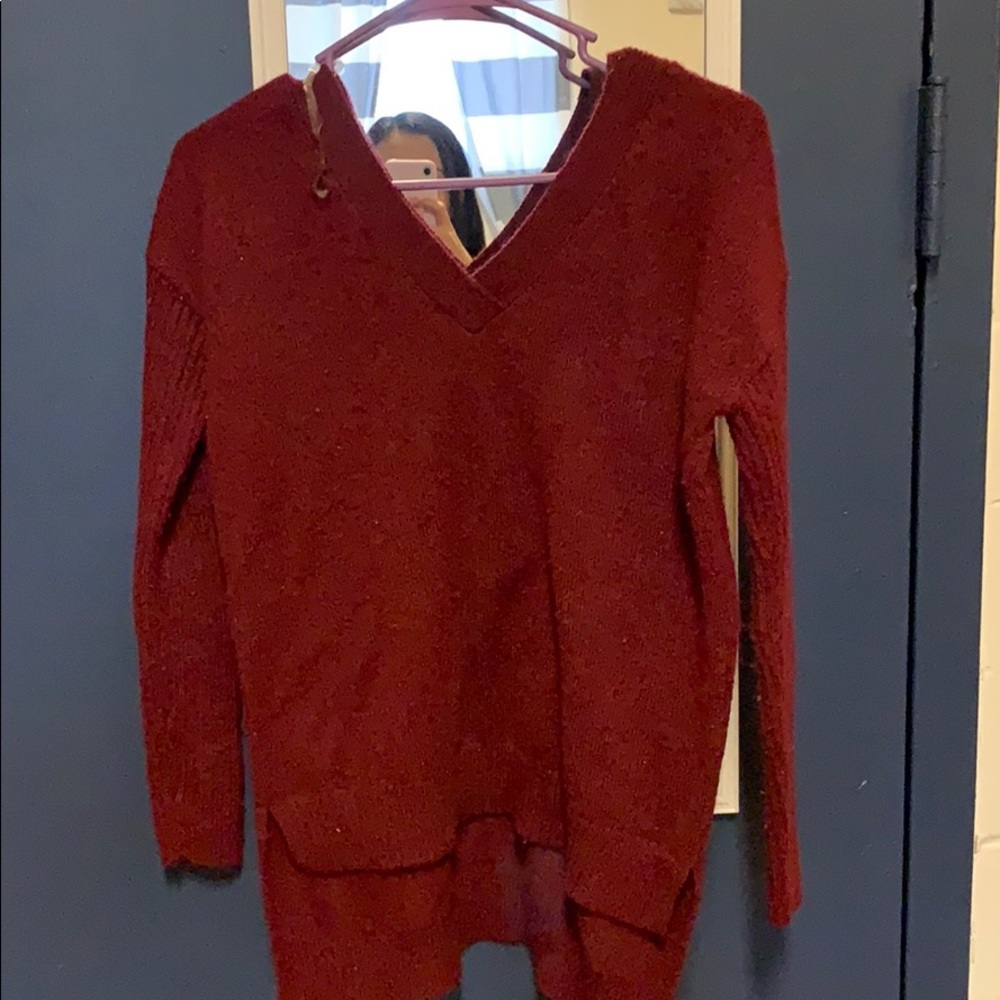 Maroon sweater